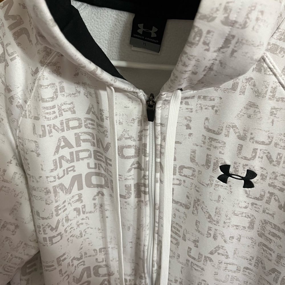 Under Armor Adult XL.  Brand New - Never Worn!  Smoke free home.